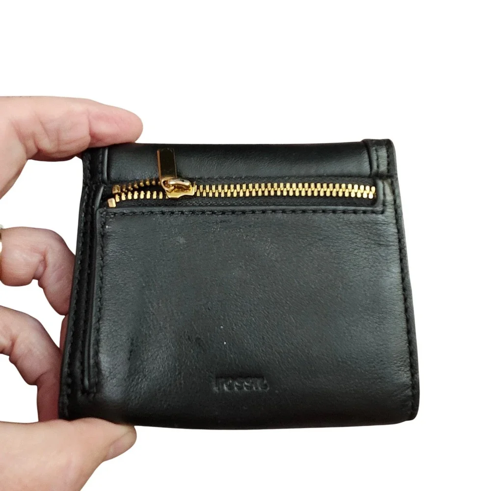 Fossil black leather